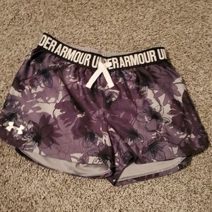 Under Armour shorts size YLG
